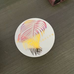 Jaclyn cosmetics bronzer